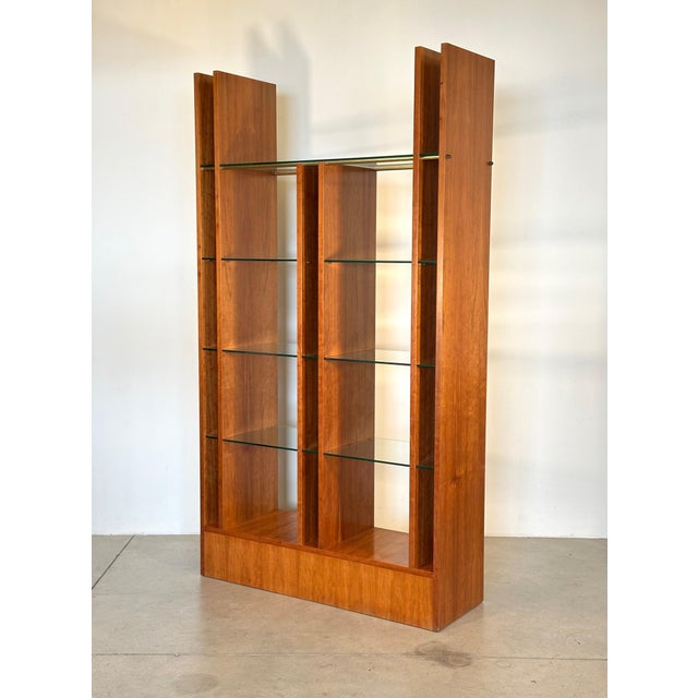 Mid-Century Modern Cherrywood Display Case on Wheels, 1990s For Sale - Image 3 of 15