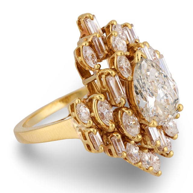 Vintage Gia 1.62 Carat Pear Shape Diamond 18k Yellow Gold Cocktail Ring, Size 6.75 For Sale - Image 4 of 7