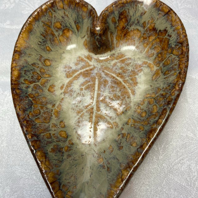 Ceramic Studio Art Pottery Glazed Heart Leaf Print Trinket Dish Tray, Signed For Sale - Image 4 of 11