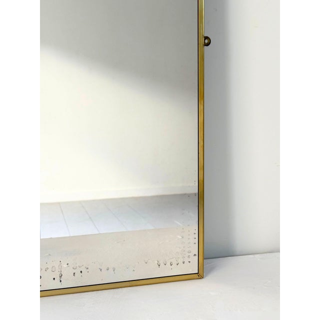 1960s Mid-Century Italian Brass Dressing Mirror with Slim Frame by Gio Ponti, 1960s For Sale - Image 5 of 9
