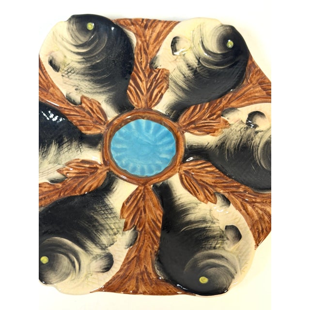 Brown English Majolica Fish Head Oyster Plate in the Style of Mintons or George Jones For Sale - Image 8 of 12