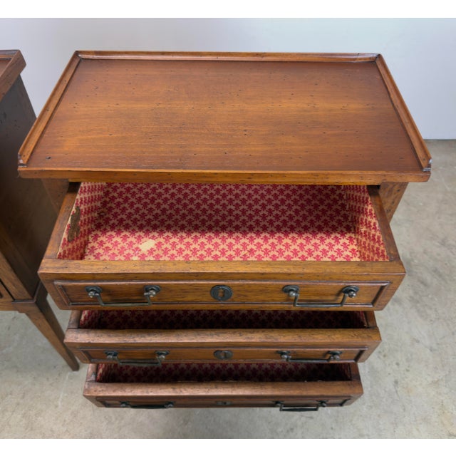 Early 20th Century French Louis XVI Style Nightstands Side Tables, Italy For Sale In New York - Image 6 of 12