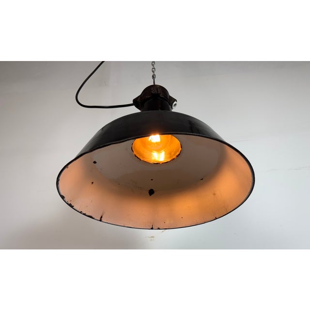 Industrial Black Enamel Factory Lamp with Cast Iron Top, 1950s For Sale - Image 13 of 18
