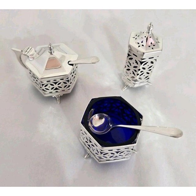 Antique Sterling Silver Cruet Set, Birmingham, 1926, Set of 3 For Sale - Image 11 of 18