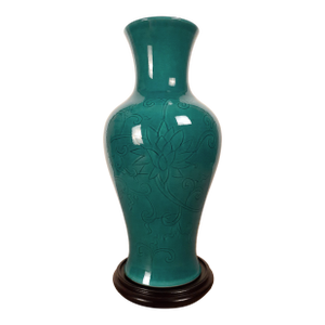 Chinese Porcelain Turquoise Guanyinzun