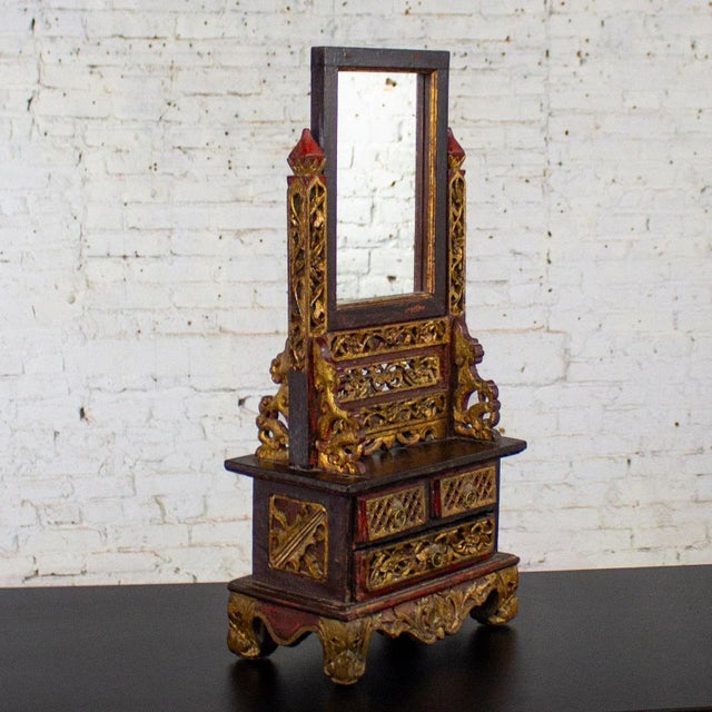 Early 20th Century Late 19th to 20th Century Indonesian Maduran Tabletop Jewelry Case or Vanity Mirror W/Chest For Sale - Image 5 of 18