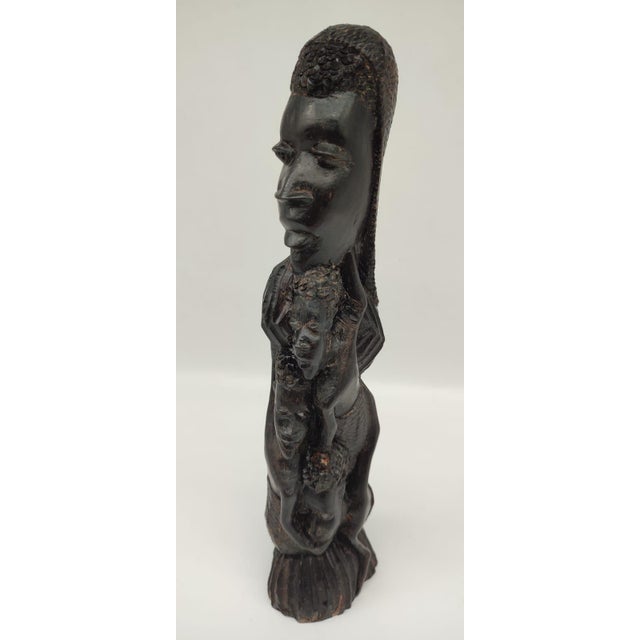 Modernist Hand-Carved Ujamaa Sculpture in Ebony Makonde, 20th Century For Sale - Image 4 of 13