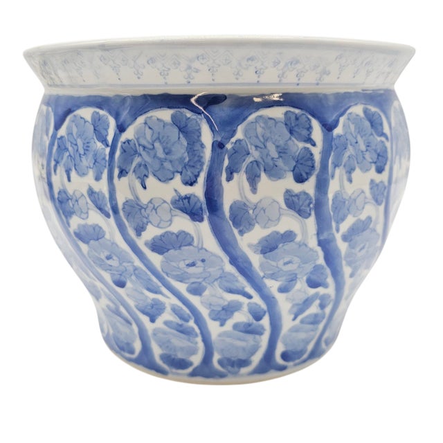 Chinese Chinese Blue and White Hand-Painted Jardinière – Estate Ceramic Planter Pot 10” For Sale - Image 3 of 7