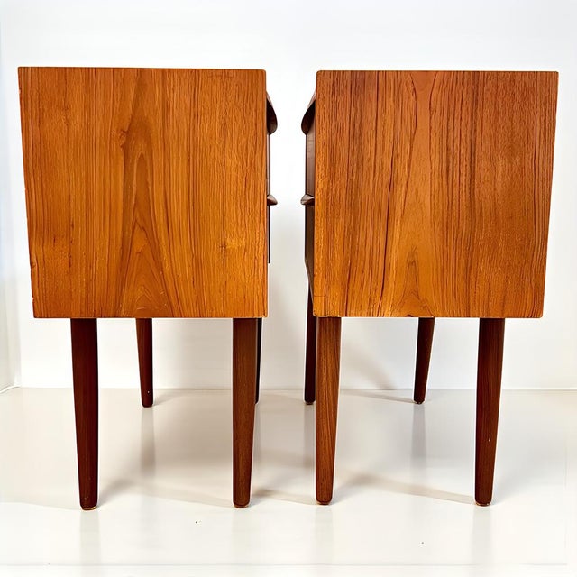 Mid-Century Modern Danish Bedside Tables in Teak, 1960s, Set of 2 For Sale - Image 11 of 18