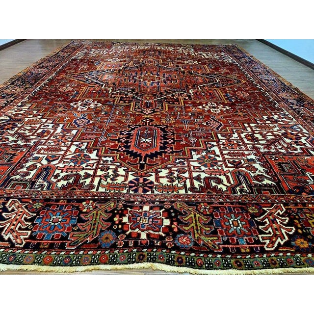 Middle Eastern Rug in Virgin Wool For Sale - Image 5 of 11