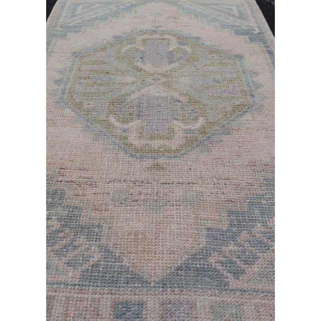 Traditional Vintage Turkish Oushak Rug With All-Over Sub-Geometric Medallion Design For Sale - Image 3 of 8