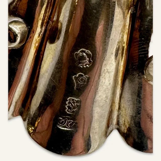 Pair of British Armorial Hallmarked Sterling Master Salts in Shell Form For Sale - Image 6 of 7