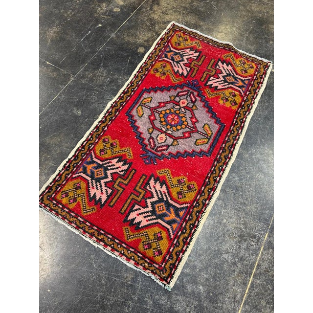 Early 21st Century Turkish Yastik Rug 1'9" x 3'3" For Sale - Image 5 of 5