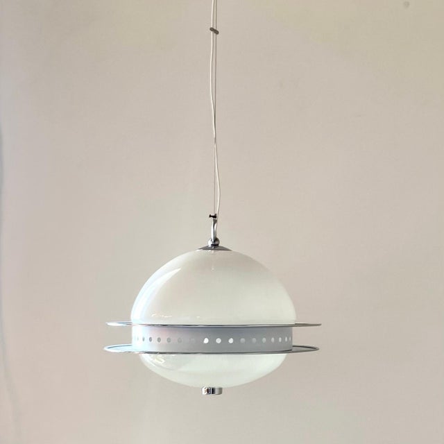 Space Age Pendant in Glass and Metal in the style of Tobia Scarpa for Flos, 1960s For Sale - Image 6 of 18