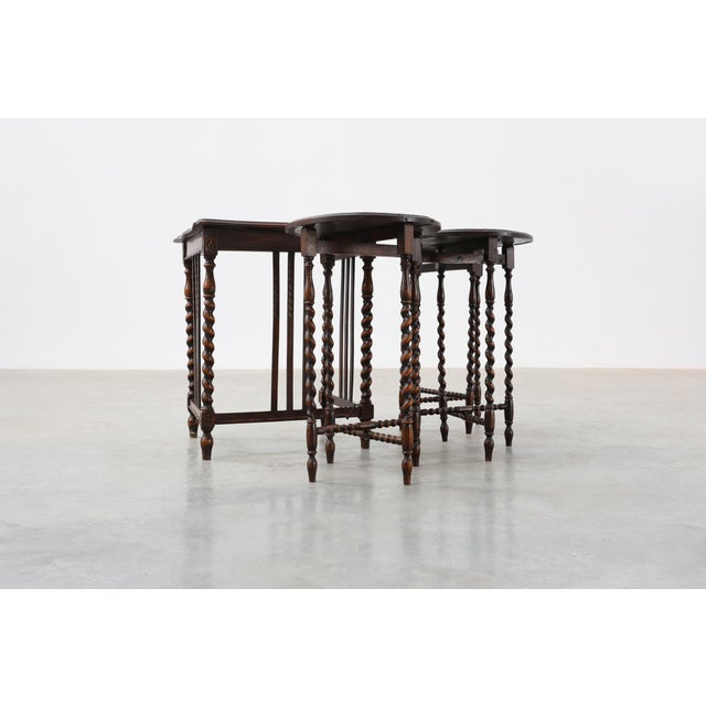 Oak Barley Twist Nesting Tables, England, 1900s, Set of 4 For Sale - Image 9 of 18