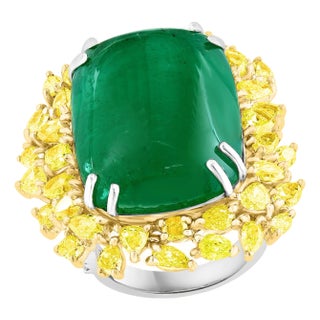 27.89 Ct Natural Colombian Emerald Cabochon & 5.73 Ct Yellow Diamond Ring 18 Kt, Size 6 For Sale