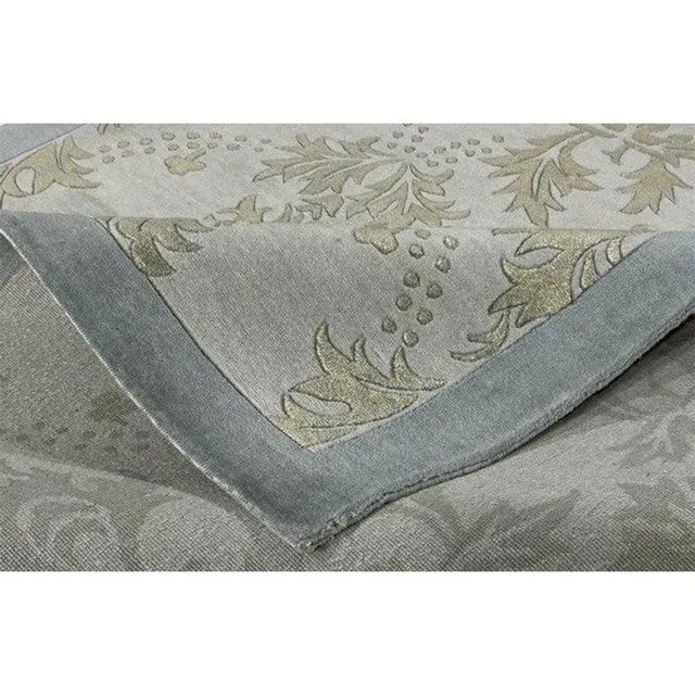 Traditional Handwoven Transitional Style Area Rug 4'4"×6'0" For Sale - Image 3 of 9