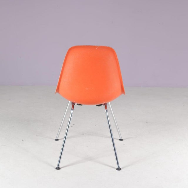 Dining Chairs in Orange Fiberglass by Charles & Ray Eames for Herman Miller, USA, 1960s For Sale - Image 5 of 9