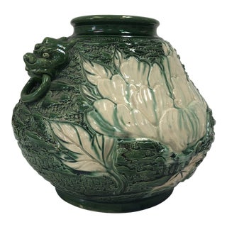 1970s Green Ceramic Pot With Asian Motif For Sale