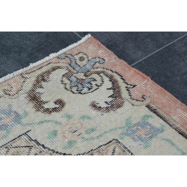 1960s Anatolian Geometric Area Carpet, 1960 For Sale - Image 5 of 11