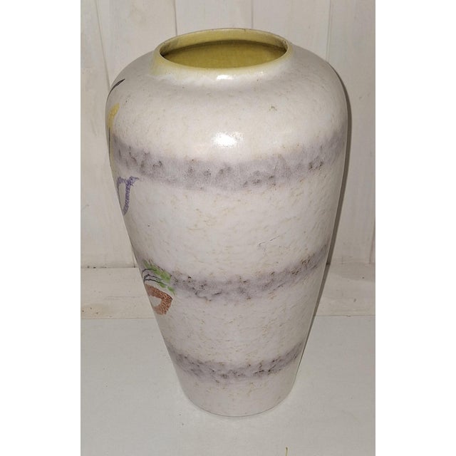 Vintage Ceramic 517 39 Vase from Scheurich, 1970s, in Very Good conditions. Designed 1970 to 1979 This piece has an...