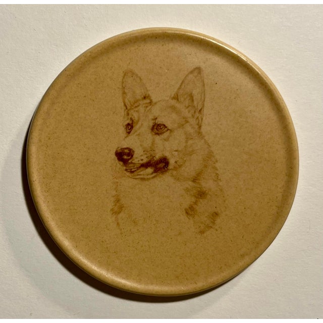 Traditional Set of 4 Vintage Honiton Pottery England Round Ceramic Dogs Coasters For Sale - Image 3 of 8