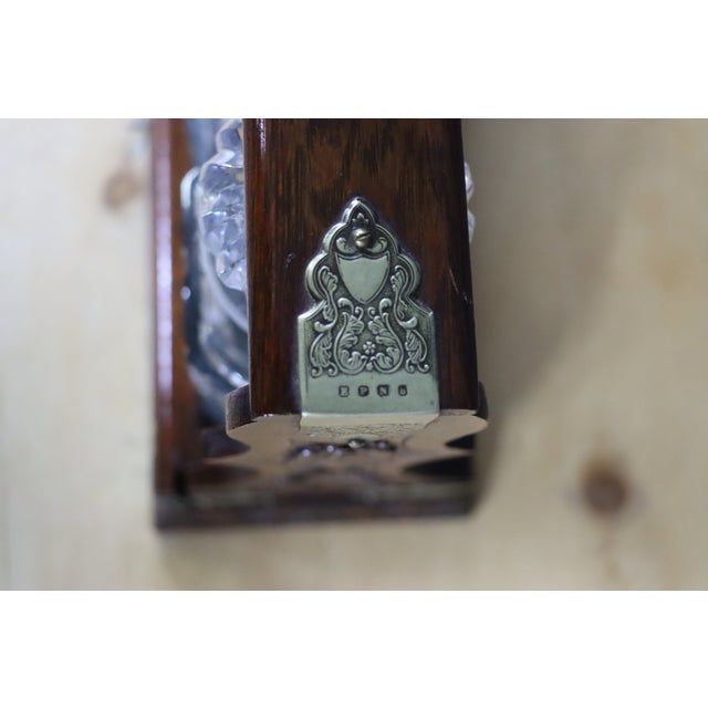 Antique English Oak & Brass Tantalus Decanter Set For Sale In Philadelphia - Image 6 of 9