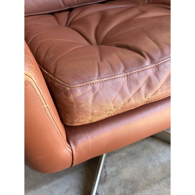1970s Brown Leather Tufted Swivel Lounge Chair With Shell Back and Star Base Mid-Century Modern 1970s For Sale - Image 5 of 8