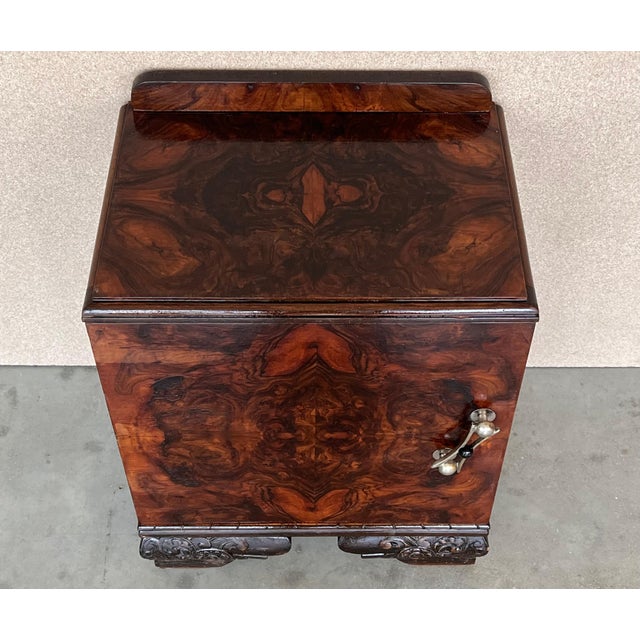 Early 20th Century Pair of Art Deco Side Cabinets or Nightstands with Ebonized Base For Sale - Image 18 of 18