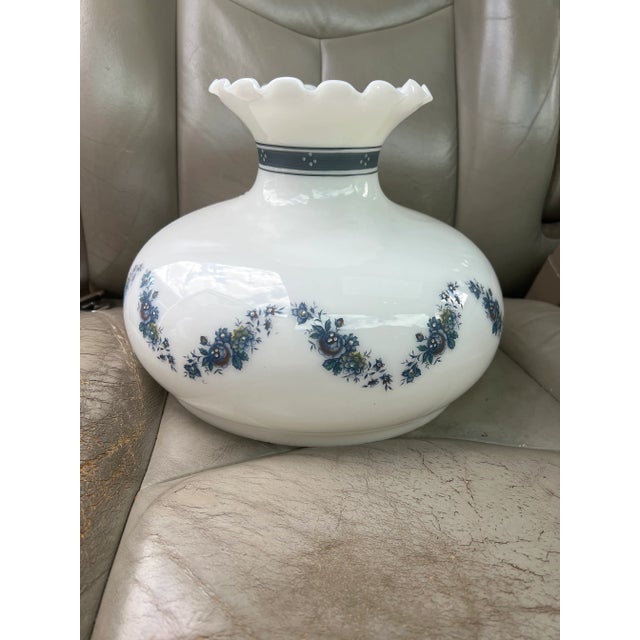 Mid-Century Modern Mid 20th Century Glass Shade Lamp For Sale - Image 3 of 10