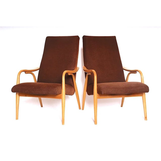 The armchairs are in nice original condition. Made in factory Ton.