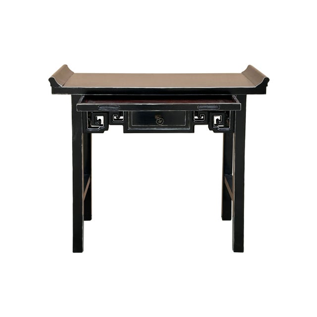 Discover the timeless elegance of this stunning black lacquered console table, a perfect blend of traditional Asian...