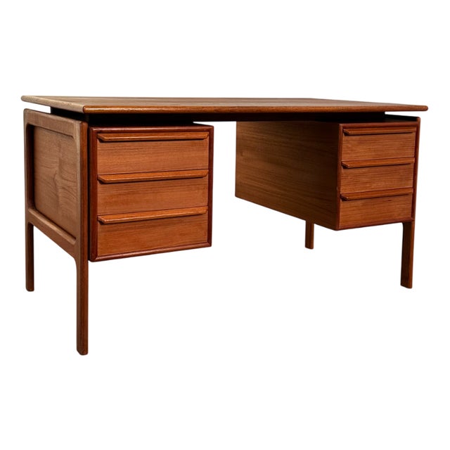 Mid-Century Modern Danish Freestanding Desk in Teak from GV Møbler, 1960s For Sale