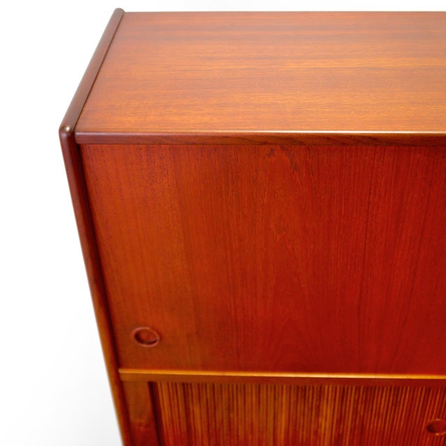 1950s 1950s J. Skaaning & Søn Møbelfabrik Teak Highboard Designed by Johannes Andersen For Sale - Image 5 of 9