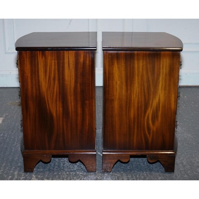 Vintage English Bedside Tables, Set of 2 For Sale - Image 15 of 17