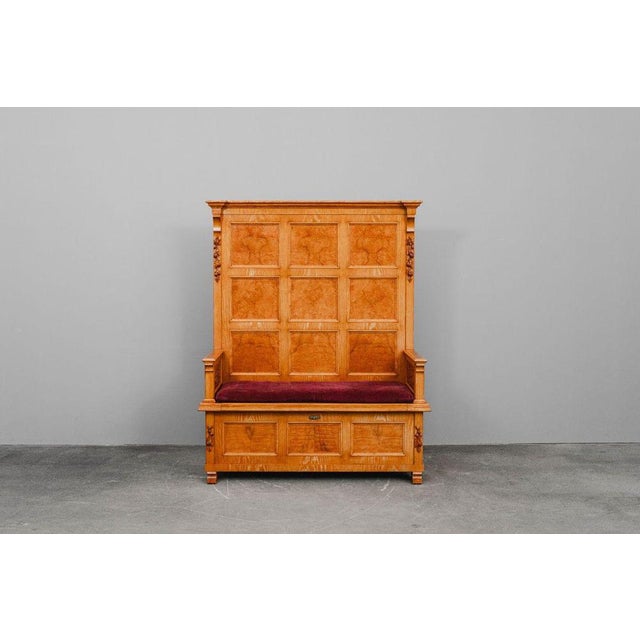 Item: Storage bench Period & Style: Early 20th century Features - Impressive piece of furniture with a beautiful design -...