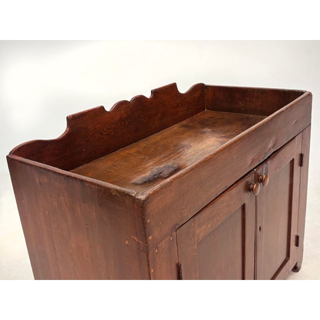 Early 19th Century Early American Primitive Dry Sink in Original Surface, C. 1830 For Sale - Image 5 of 18