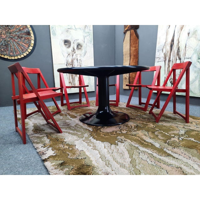 This dining table by Ernst Möckl is an absolute highlight. The design is reminiscent of the great Verner Panton era. Very...