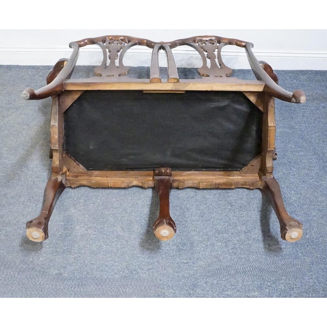 Henredon Furniture Solid Mahogany Traditional Chippendale Style Settee For Sale - Image 9 of 9