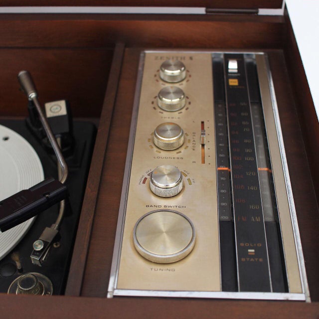 1950s Mid Century Modern Zenith Turntable Record Player Console Credenza Chairish