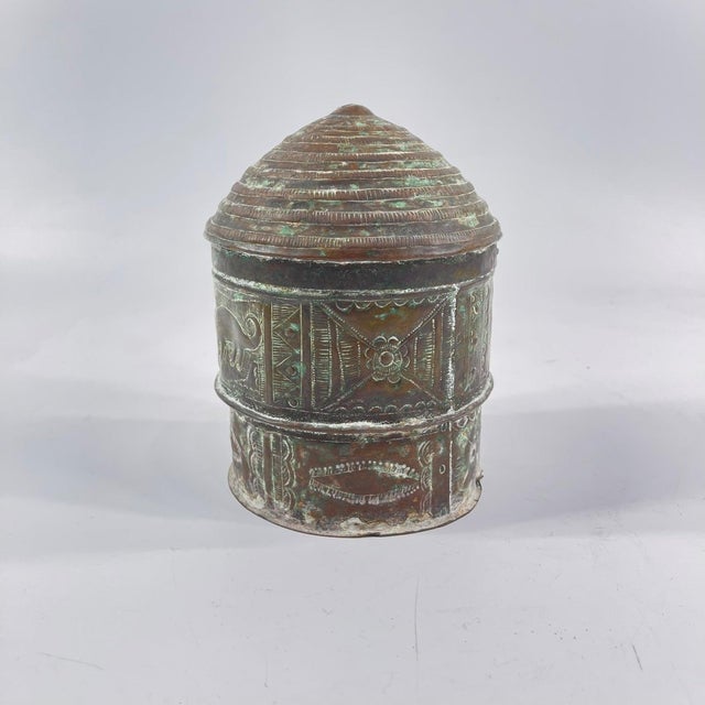 Early 20th Century Asante Forowa Chased Brass Box Ghana MATTER COLLECTION For Sale In Denver - Image 6 of 10