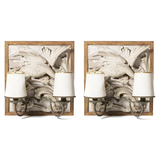 Pair of italian two-lume appliques 18th century italians, gilt carving with metal applications. Small defects. Dim.: 35 x...