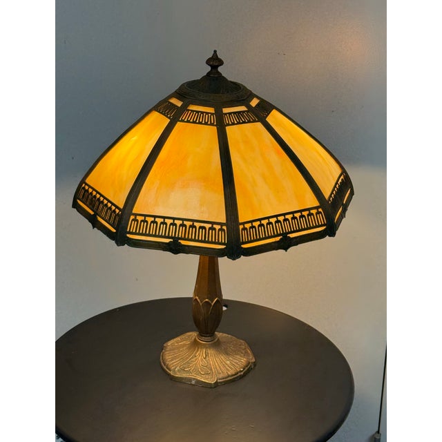 Arrow Lighting Vintage Tiffany-Style Amber Slag Glass Table Lamp, Vintage For Sale - Image 10 of 12