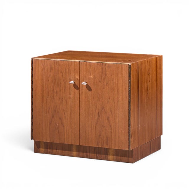 Directional Mid Century Walnut and Chrome Nightstands - Pair For Sale - Image 9 of 11