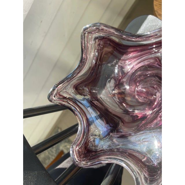 Mid 20th Century Mid 20th Century Modern Sooner Glass Vase Purple Swirl Pulled Glass For Sale - Image 5 of 8