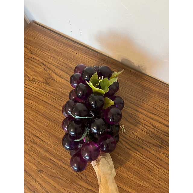 Lovely Vintage Mid-Century Modern Royal Purple Lucite Acrylic Grape Cluster Centerpiece For Sale In Phoenix - Image 6 of 12