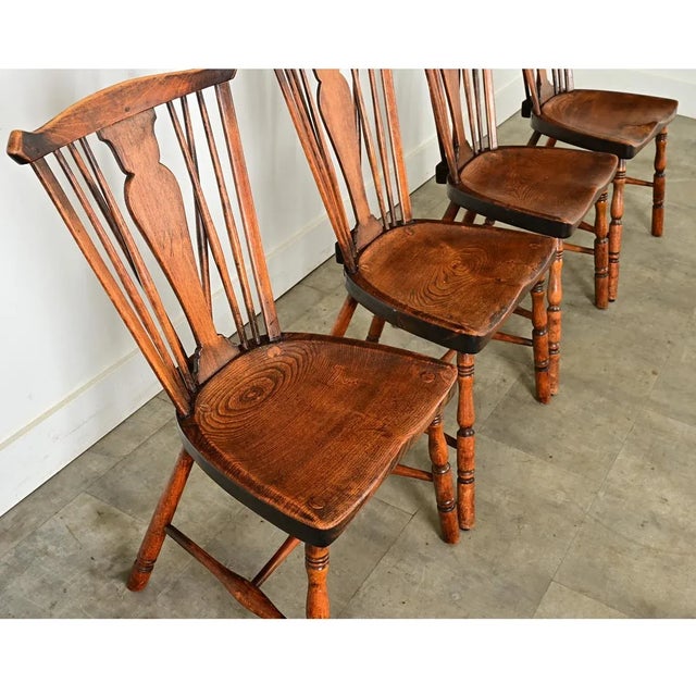 English 19th Century Oak Windsor Chairs - Set of Four For Sale In Baton Rouge - Image 6 of 12