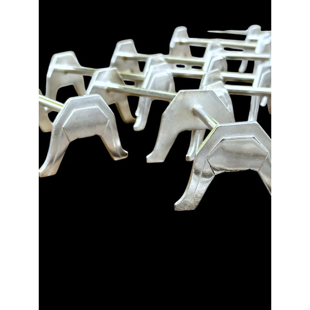 Large Art Deco Silver-Plated Arceaux Knife Rests by Victor Saglier Ee Frères, France, 1930s, Set of 12 For Sale - Image 3 of 7