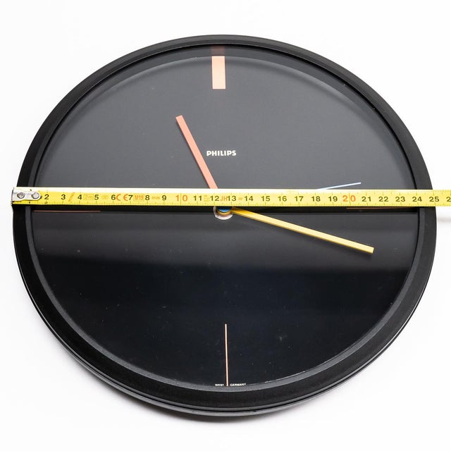 Plastic Vintage Wall Clock from Philips, 1980s For Sale - Image 7 of 9