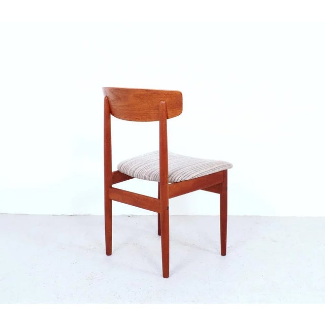 1960s Danish Teak Dining Chairs from Viborg Stolefabrik, 1960s, Set of 4 For Sale - Image 5 of 11